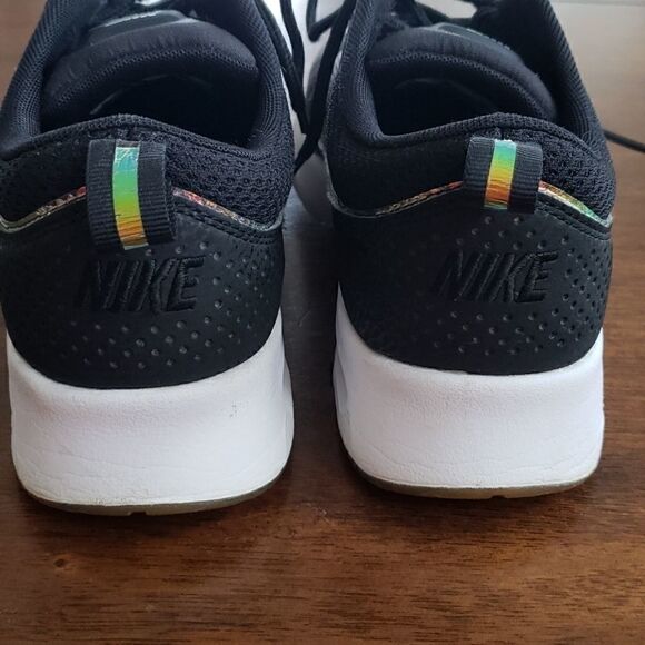 NIKE AIR MAX THEA, SIZE 6 - Picture 4 of 15